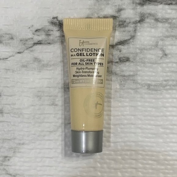 4/$25 IT Cosmetics Confidence in a Gel Lotion - Picture 4 of 6